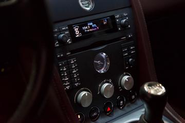 صورة مصغرة 11 لـ 2006 Aston Martin V8 VANTAGE