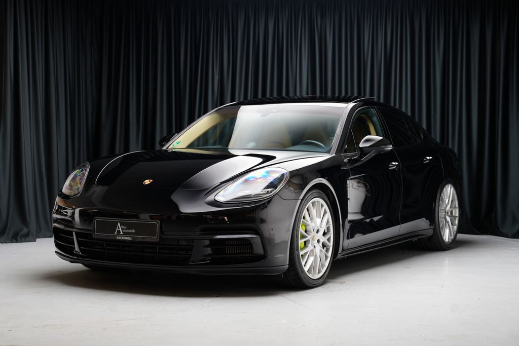 Image of Porsche Panamera