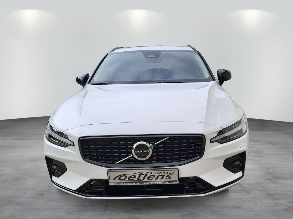 Volvo V60 B4 Plus Dark Pano 360 Standhzg Fahrerassis foto 3