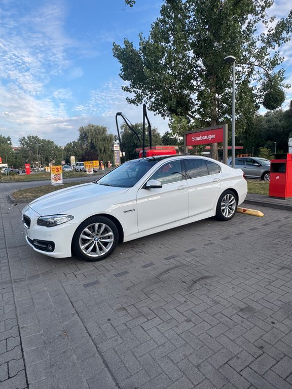 Image of BMW 520