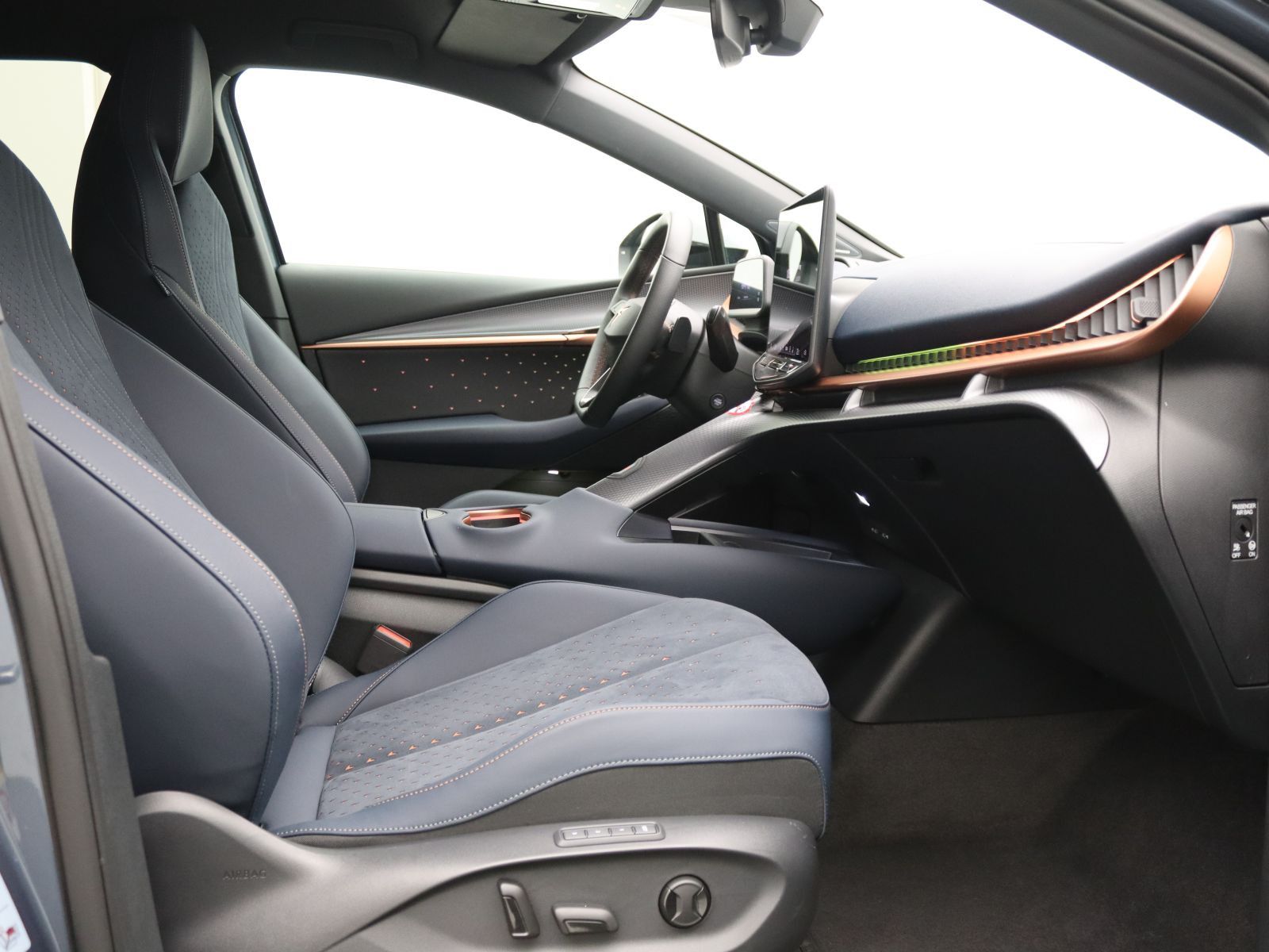 Cupra Tavascan - Bild 10