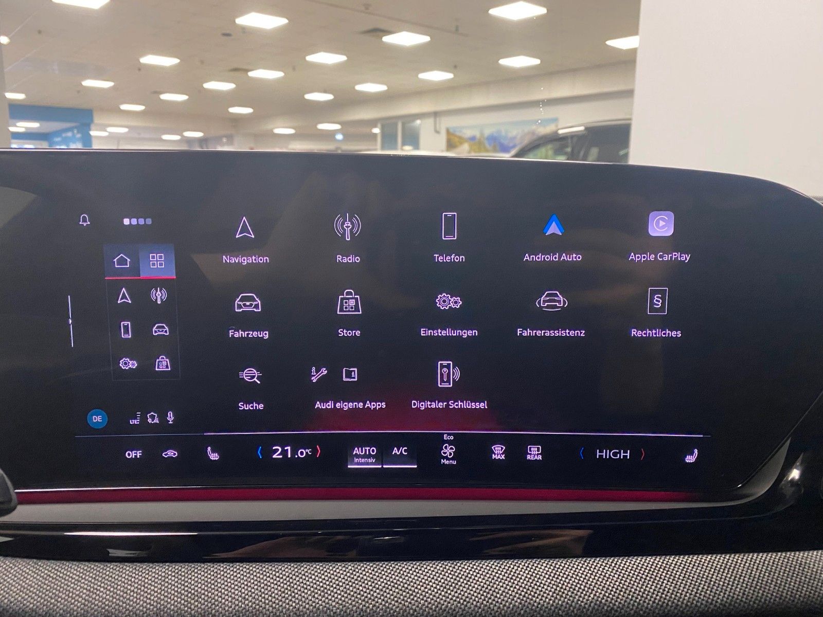 Fahrzeugabbildung Audi A5 B10 TDI S tronic Avant+S-Line+MATRIX+NAVI+19"