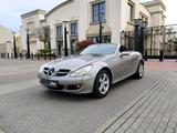 Mercedes-Benz SLK 280 R171|2.H|Rostfrei|MB-Scheckheft|AIRSCARF - Mercedes-Benz Cabrio aus dem Jahr 2006