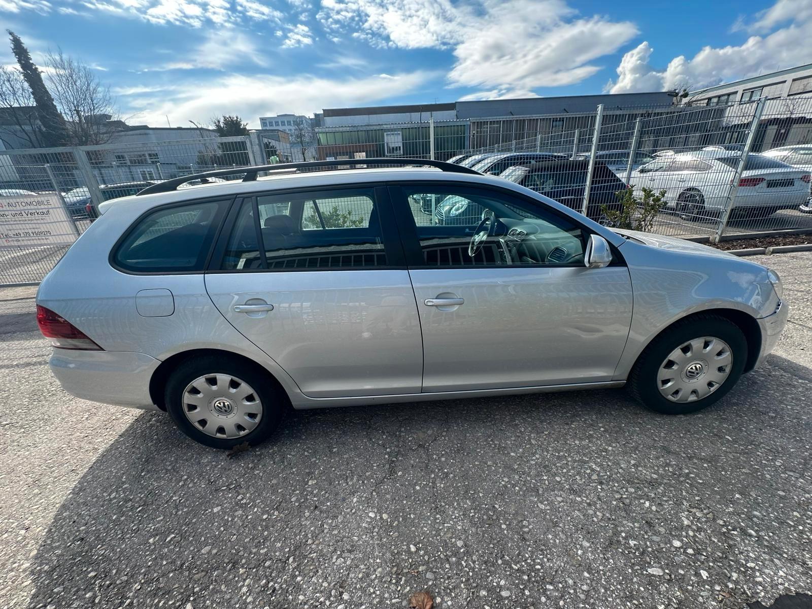 Volkswagen Golf 2011 — photo 6