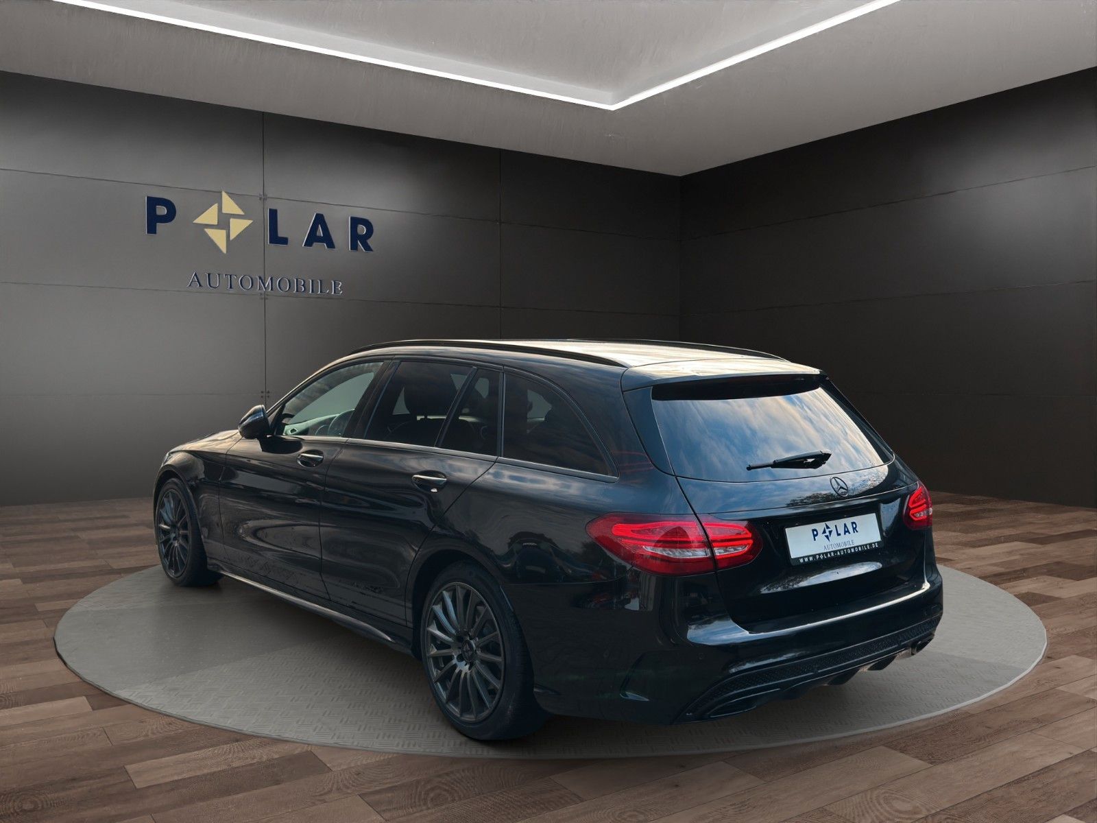 Fahrzeugabbildung Mercedes-Benz C 220d *AMG-Line*ACC*Parkass*Vollleder*LED