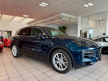 Porsche Cayenne - 1