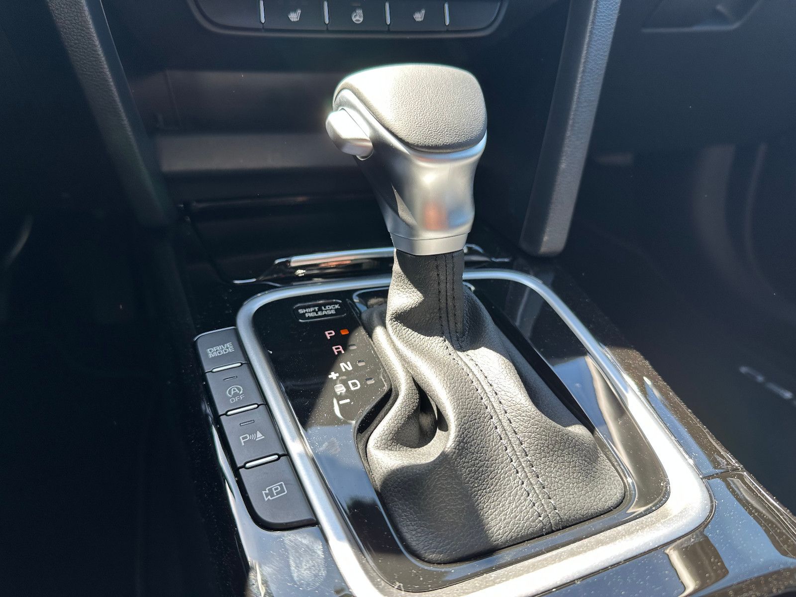 Fahrzeugabbildung Kia Ceed 1.5 T-GDI 48V DCT Ultimate Ed. Style JBL