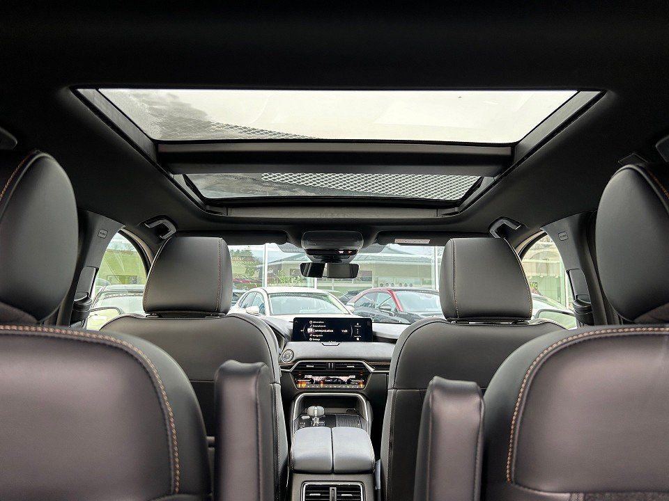 Fahrzeugabbildung Mazda CX-80 SKY-D 254 8AT AWD 6SITZER HOMURA+ AHK PANO