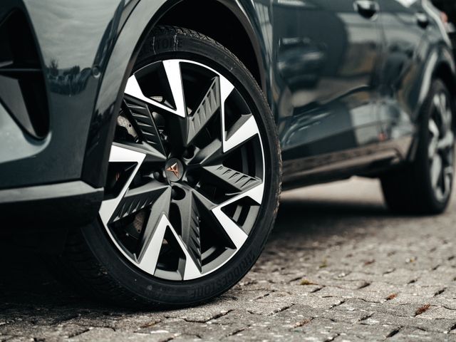 CUPRA Formentor VZ 2.0 TSI 245 kW 4Drive, Pano, ACC, S