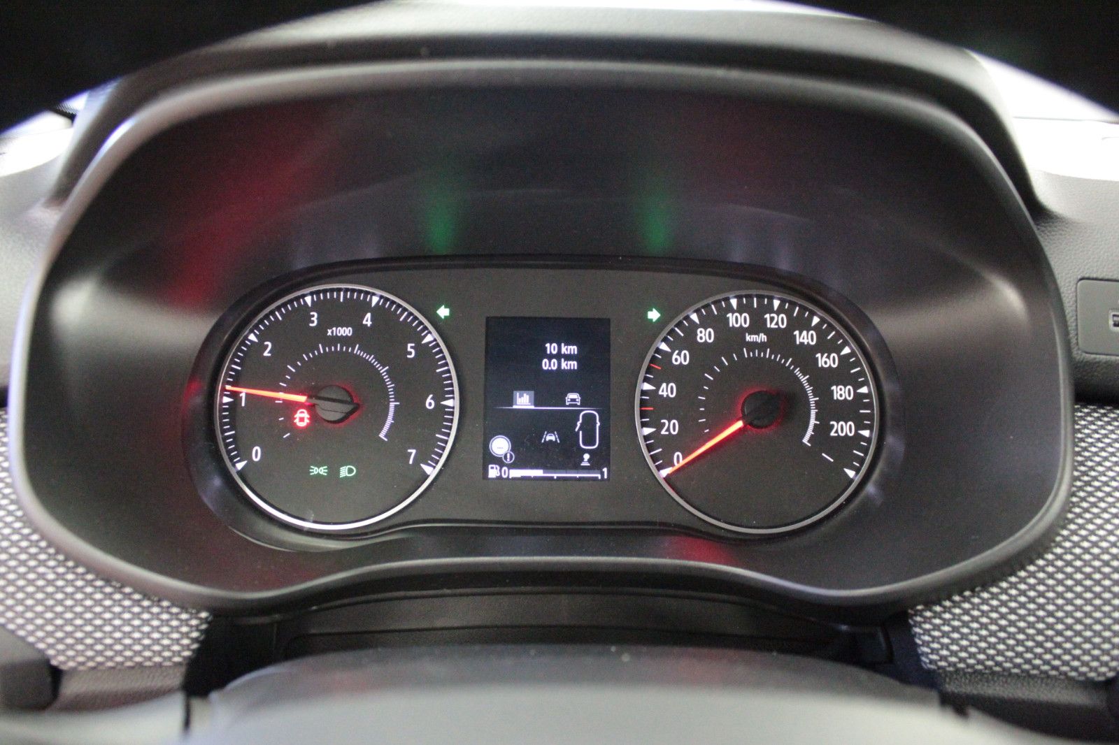 Fahrzeugabbildung Dacia Sandero TCe 90 Expression*Winterpaket*Alu*15424*