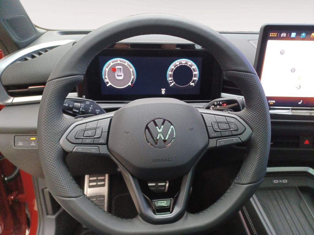 Fahrzeugabbildung Volkswagen T-Roc 1.5 eTSI DSG R-Line Black Style, AHZV uvm.