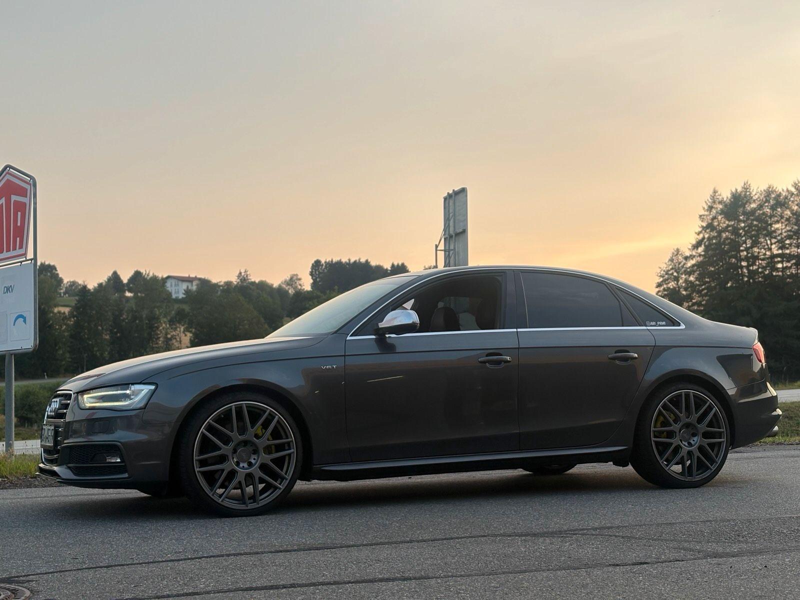 Audi S4