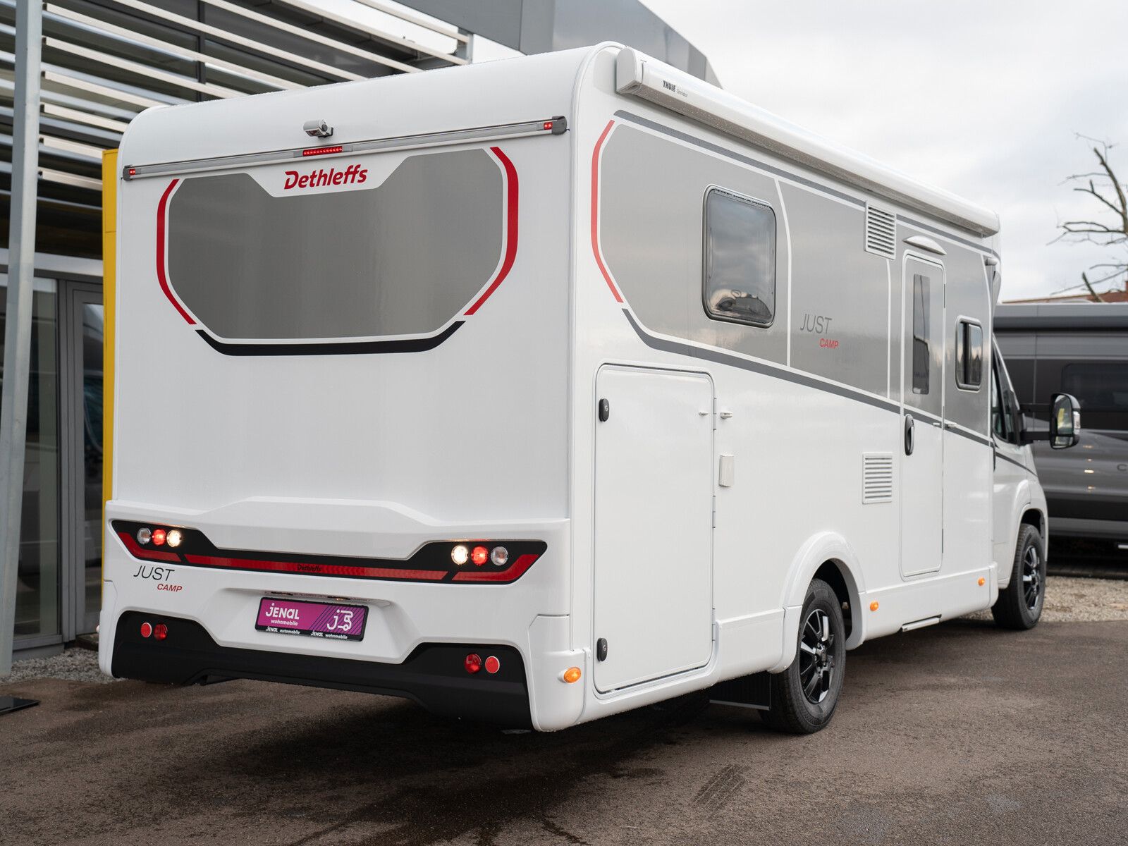 Fahrzeugabbildung Dethleffs Just Camp Active T 7052 DBL