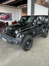 Jeep Wrangler Sahara 2.8 CRD Automatik - Jeep Wrangler: Schwarz