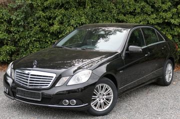 Mercedes E 220 - 2