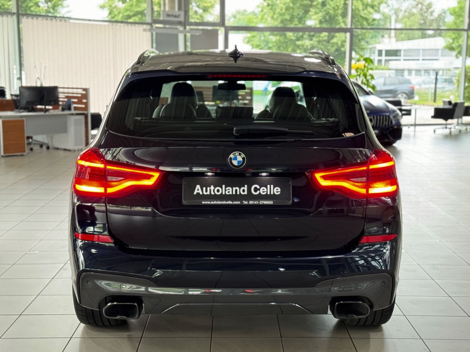 Fahrzeugabbildung BMW X3  M40i Kamera Panorama HUD HiFi Komfort Alarm