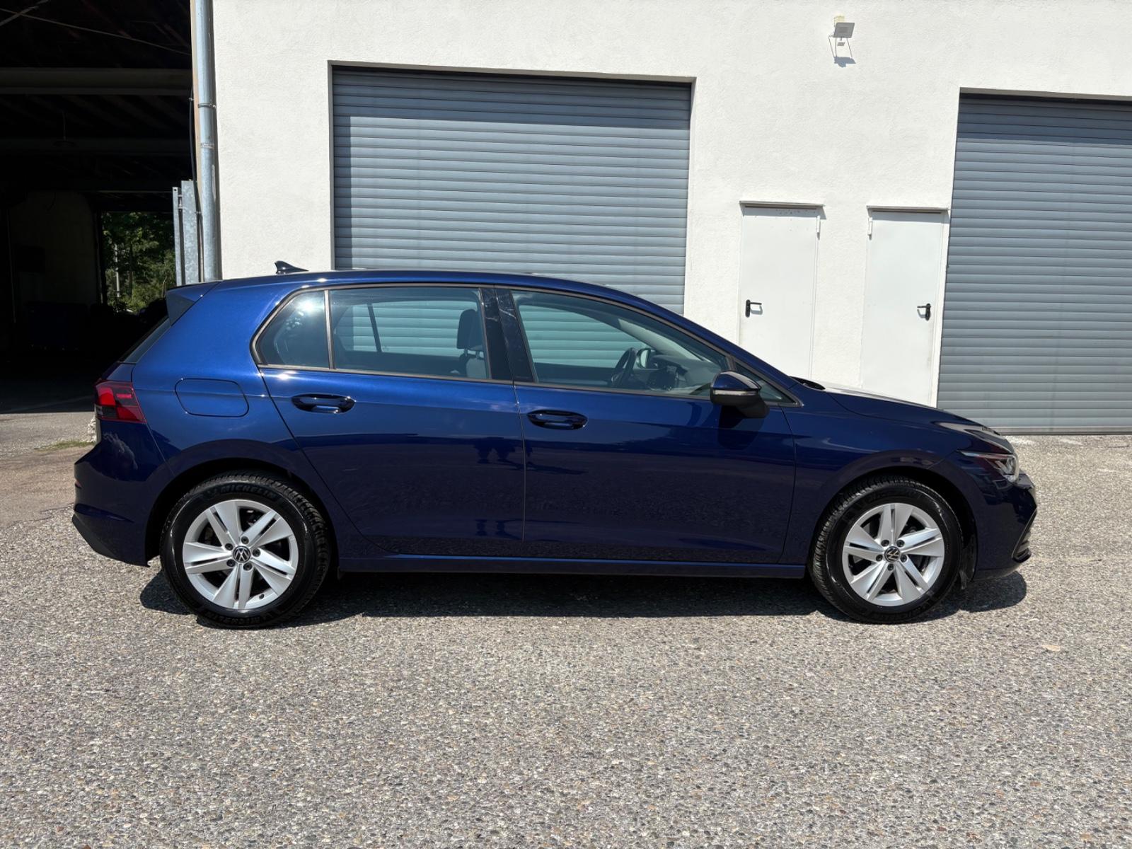 Volkswagen Golf VIII Lim. 1.0 TSI LED AHK CarPlay PDC, миниатюра 4