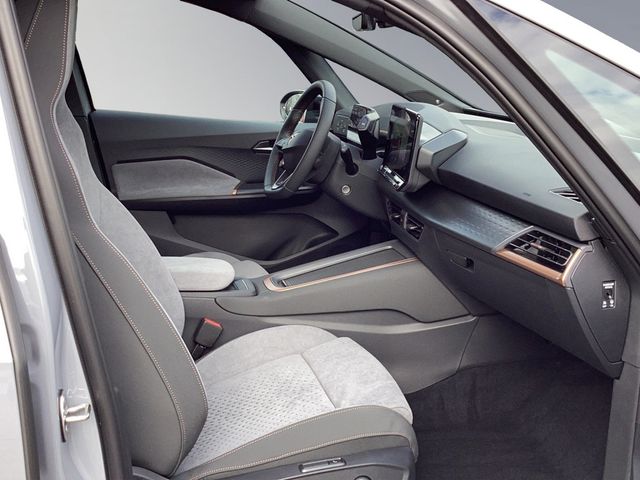 Born KLIMA KEYLESS SHZ NAVI LED 360°