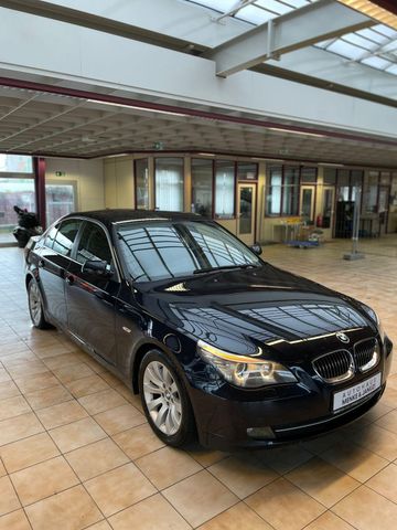 BMW 520i Facelift Automatik