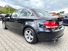 Fahrzeugabbildung 125 3.0 Coupe Automatik TÜV:02/2028