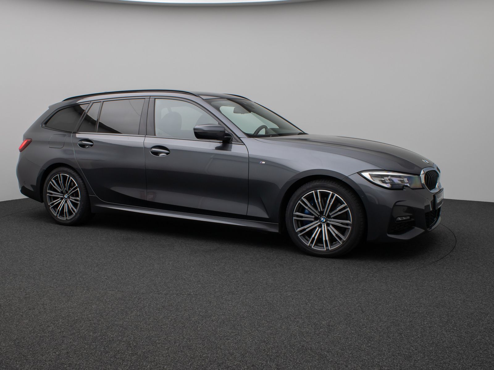 Fahrzeugabbildung BMW 330d M Sport Kamera DAB HiFi Stop&Go Alarm LED