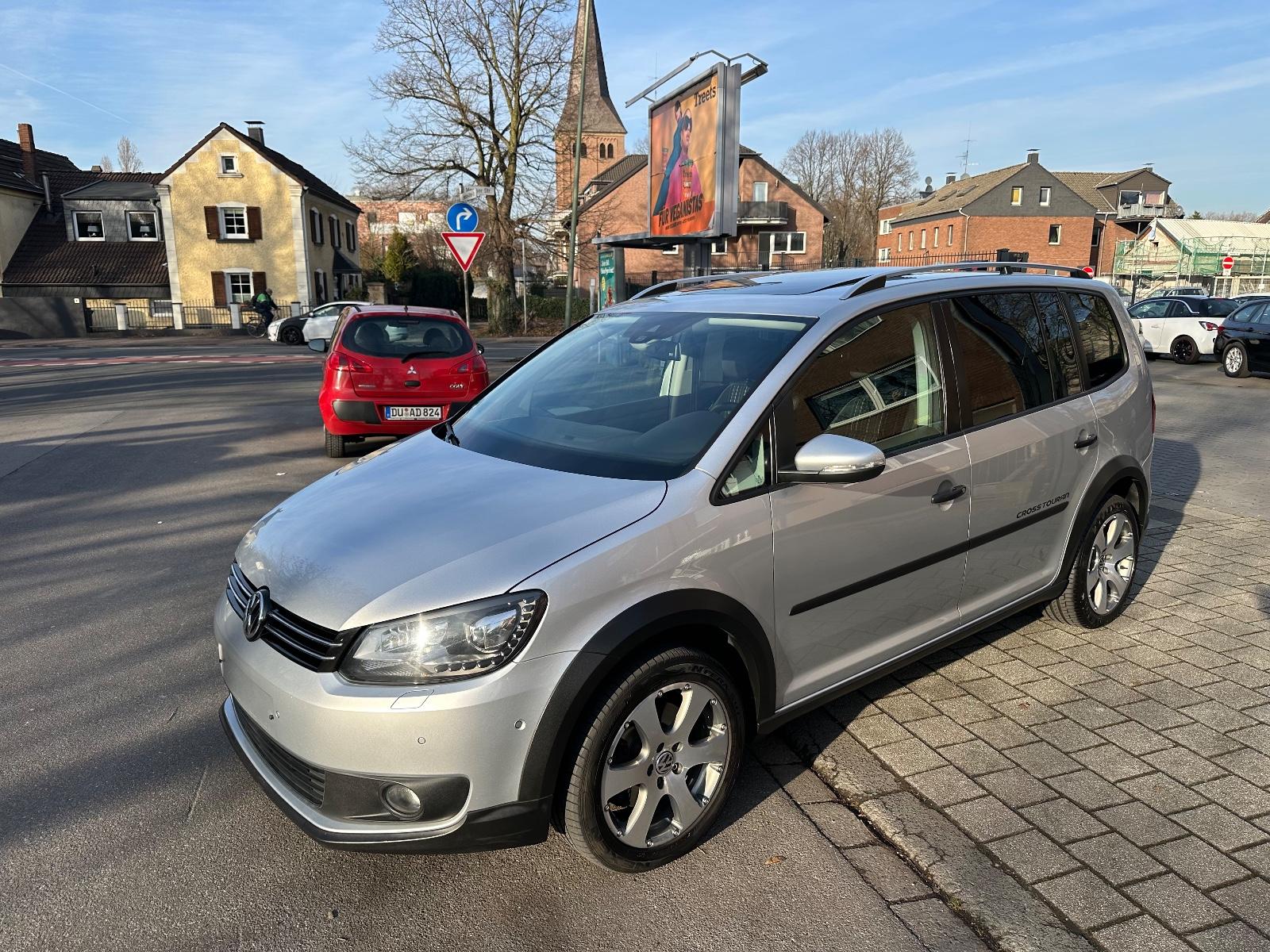 Volkswagen Touran Cross Touran 2.0 TDI DKG