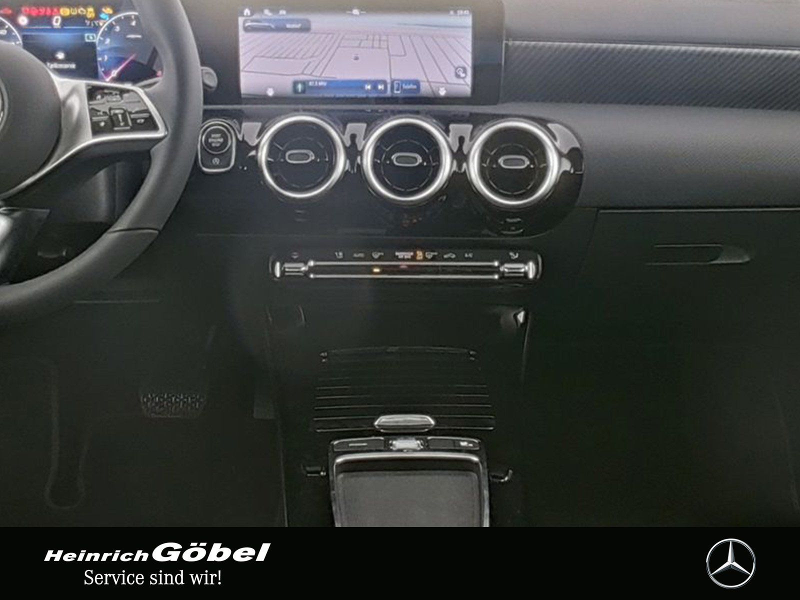 Fahrzeugabbildung Mercedes-Benz A 180 PROGRESSIVE+LED+KAMERA+NAVI+WINTER.P+DAB