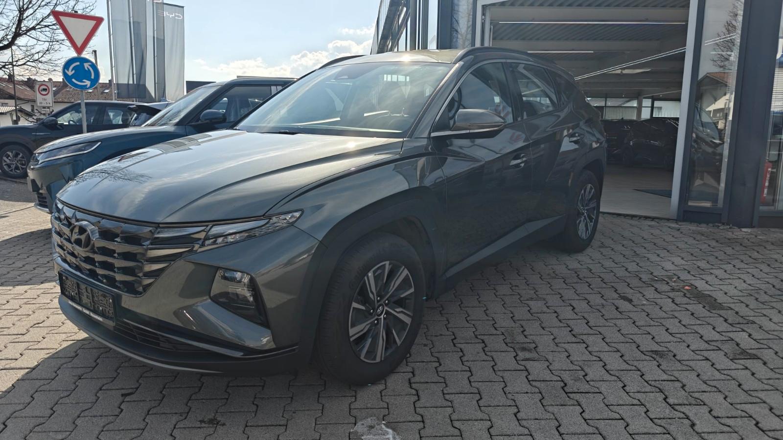 Hyundai Tucson*TÜV+Service Neu*8 Fach Bereift*TOP!!!