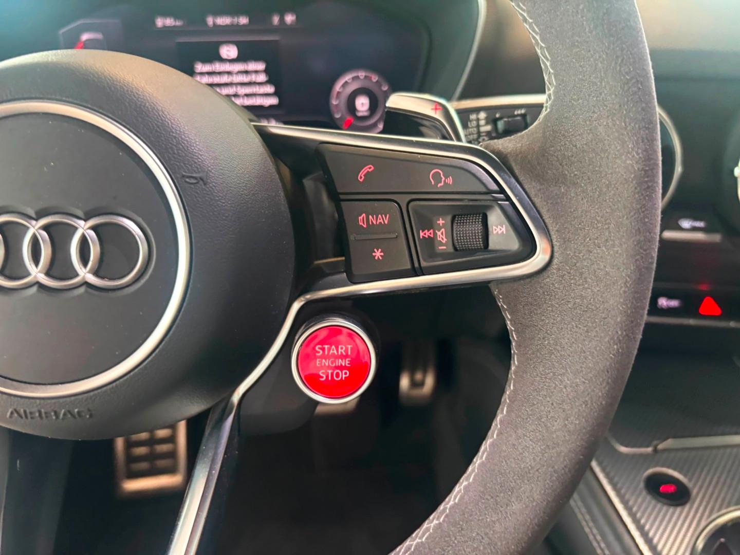 Audi TT RS Roadster 2.5 TFSI quattro