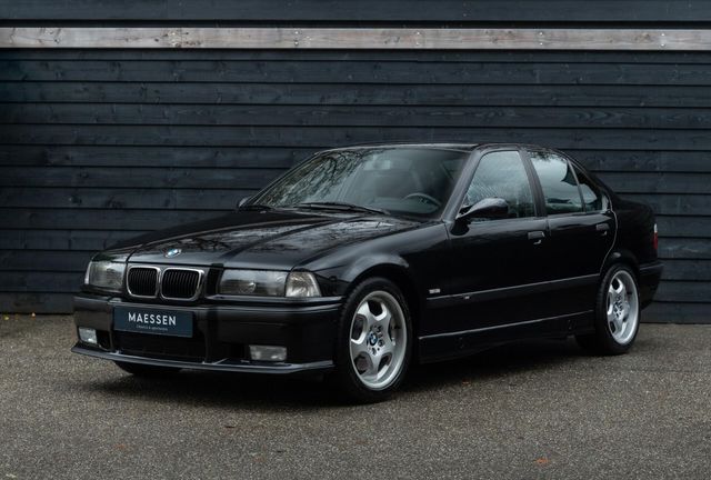 BMW M3 Sedan 3.2 - Schaltgetriebe - EU-Auto - 3 Besi