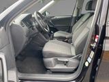 Volkswagen Tiguan Life *LED*ACC*Navi*Park Assist*SHZ*PDC* - Volkswagen Gebrauchtwagen in Hamburg