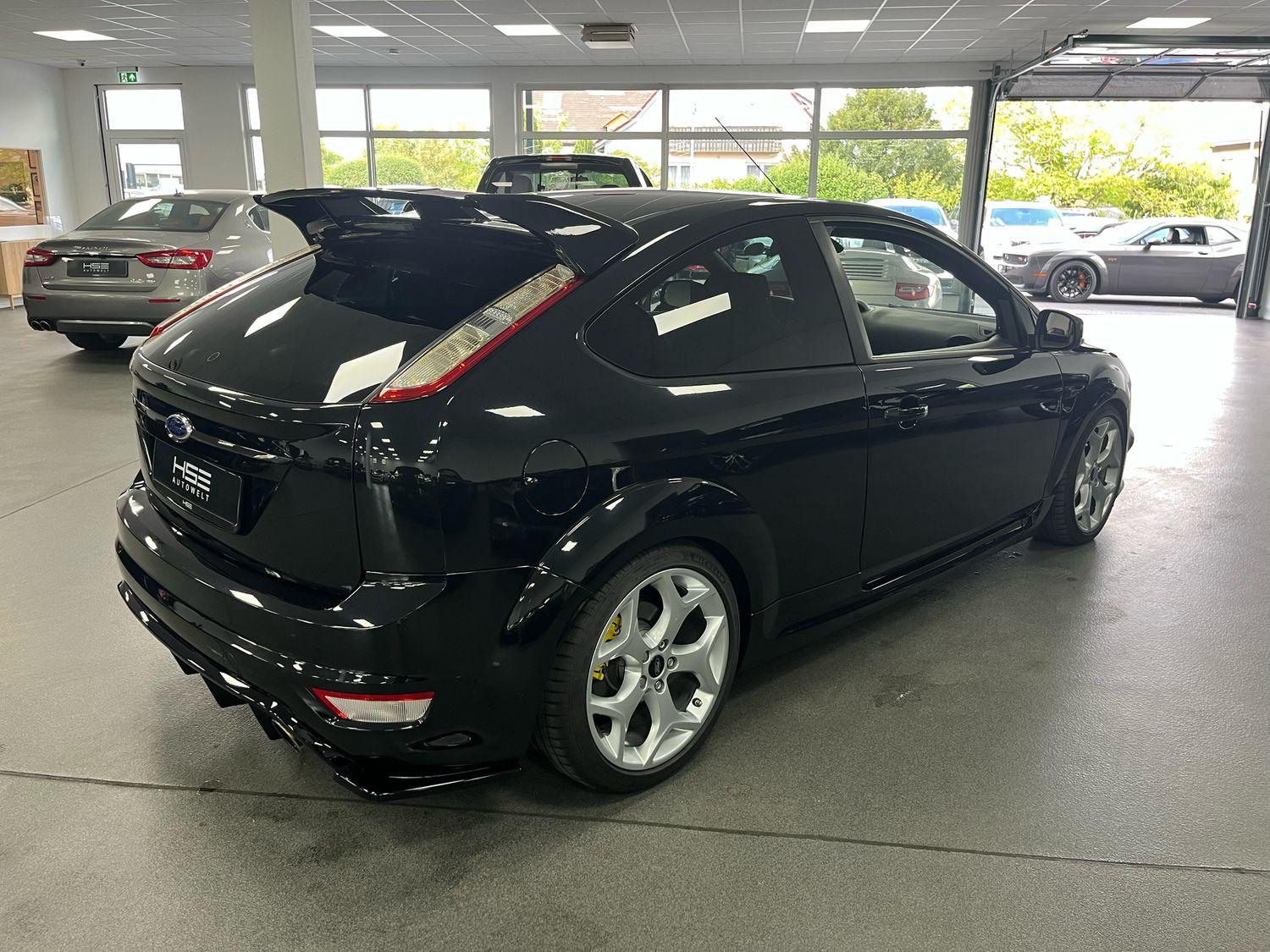 FORD FOCUS ST 2.5L - 226 CV -  RECARO - BVM - PACK SPORT - CARNET D'ENTRETIEN