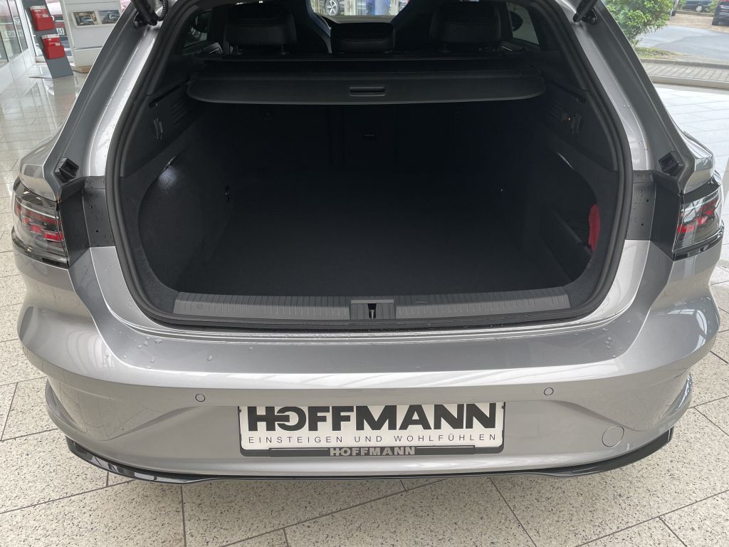 Fahrzeugabbildung Volkswagen Arteon Shooting Brake R V-max AHZV Harman Kardon