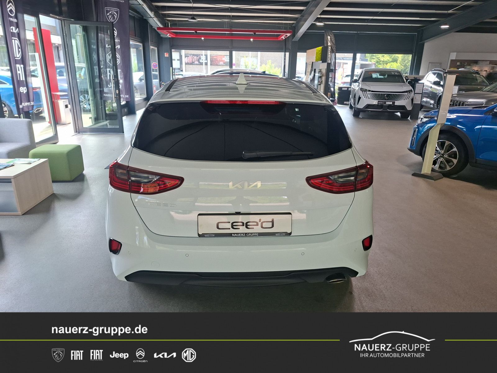 Fahrzeugabbildung Kia Ceed 1.0 T-GDI Ultimate Edition