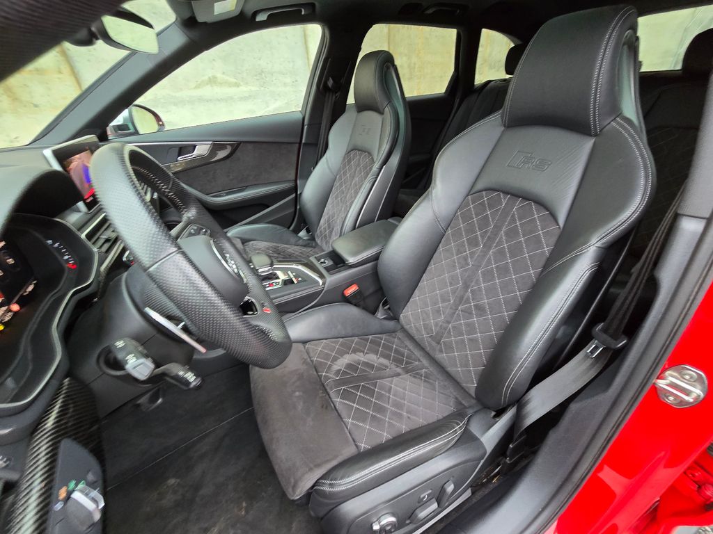 AUDI RS4 Avant 2.9 TFSI quattro erst 47Tkm Misanorot AUDI RS4 Avant 2.9 TFSI quattro erst 47Tkm Misanorot