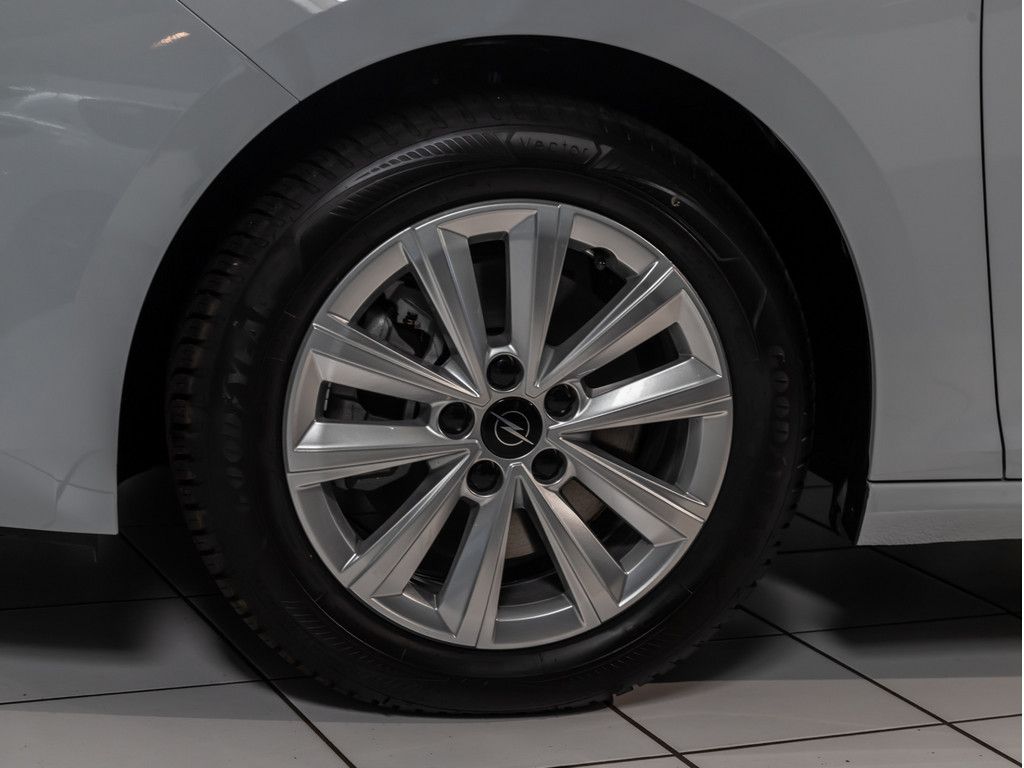 Opel Astra — fotografia 3