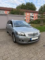 Toyota Avensis Combi 2.0 D-4D - - Toyota Avensis in Dortmund