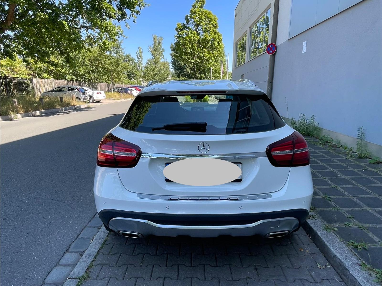 Mercedes-Benz GLA DCT -, миниатюра 10