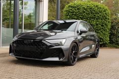 AUDI RS3 Sportback/RS DYNAMIK/ SONOS/ KOMFORT PRO AUDI RS3 Sportback/RS DYNAMIK/ SONOS/ KOMFORT PRO