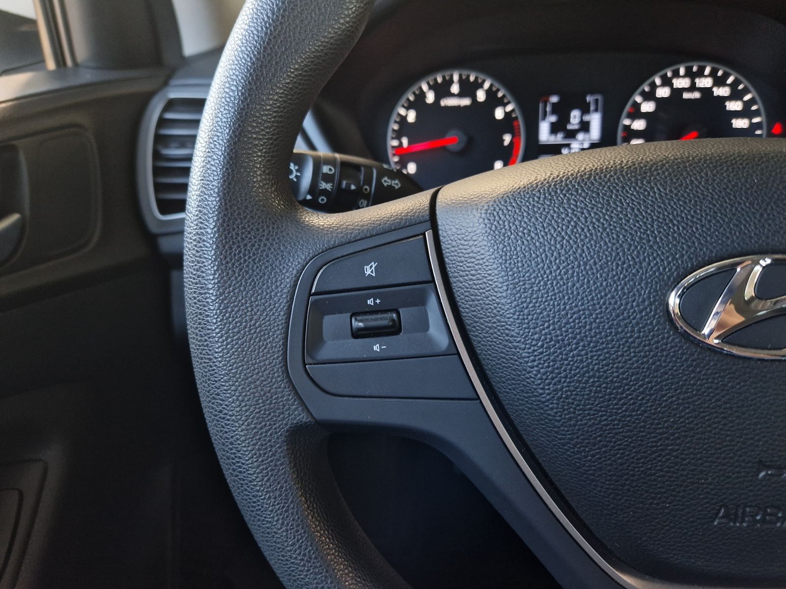 Fahrzeugabbildung Hyundai i20 Pure KLIMA