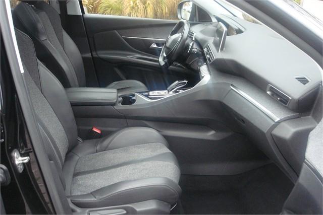Peugeot 3008 1.2 * Automatik - Panorama - Euro 6 *
