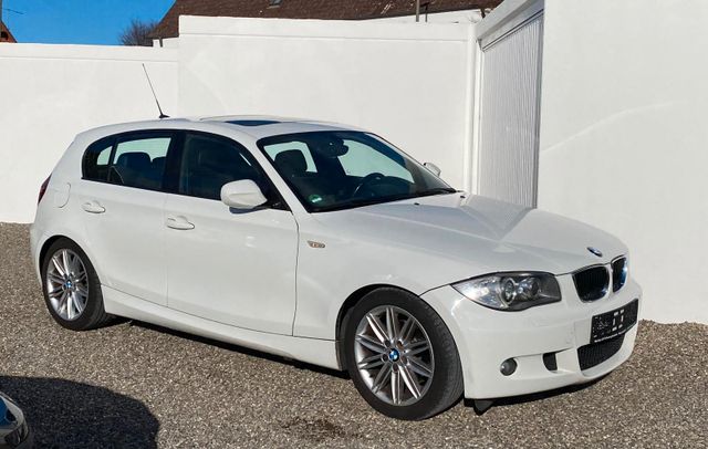 BMW 118 Lim M-Paket Automatik Leder SHZ Navi Xenon