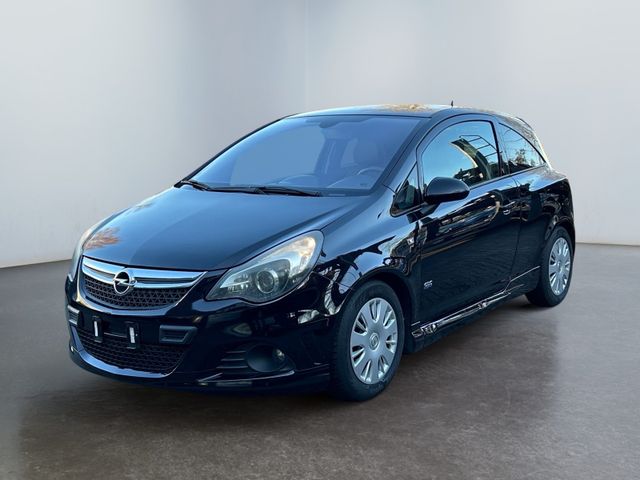 Opel Corsa D Innovation OPC Line