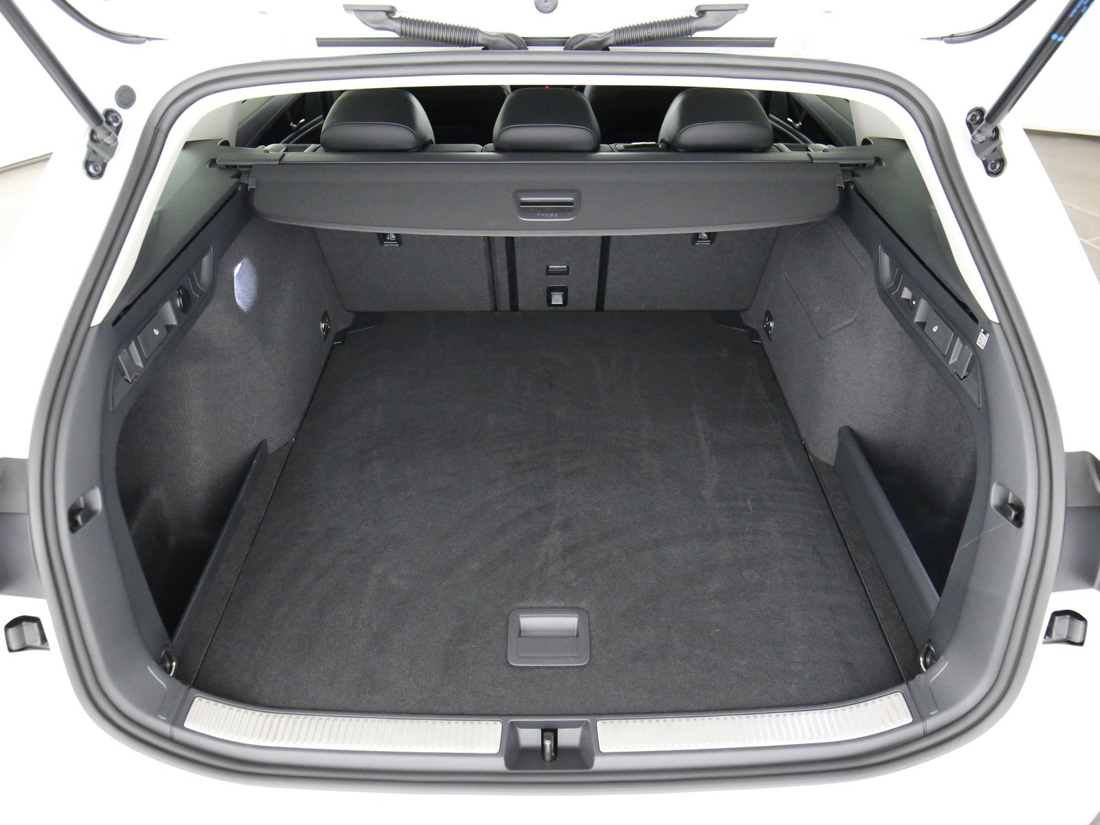 Volkswagen Passat Variant - Bild 37