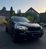 BMW X5 xDrive30d M-Paket, Carbon, TÜV, Komfortsitze - BMW X5 in Solingen
