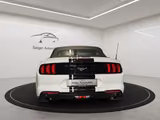 Ford Mustang  Convertible - weiße Ford Mustang