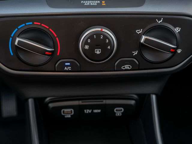 Hyundai Bayon 1.0 Select 2WD Kamera Navi Spurhalteassi.