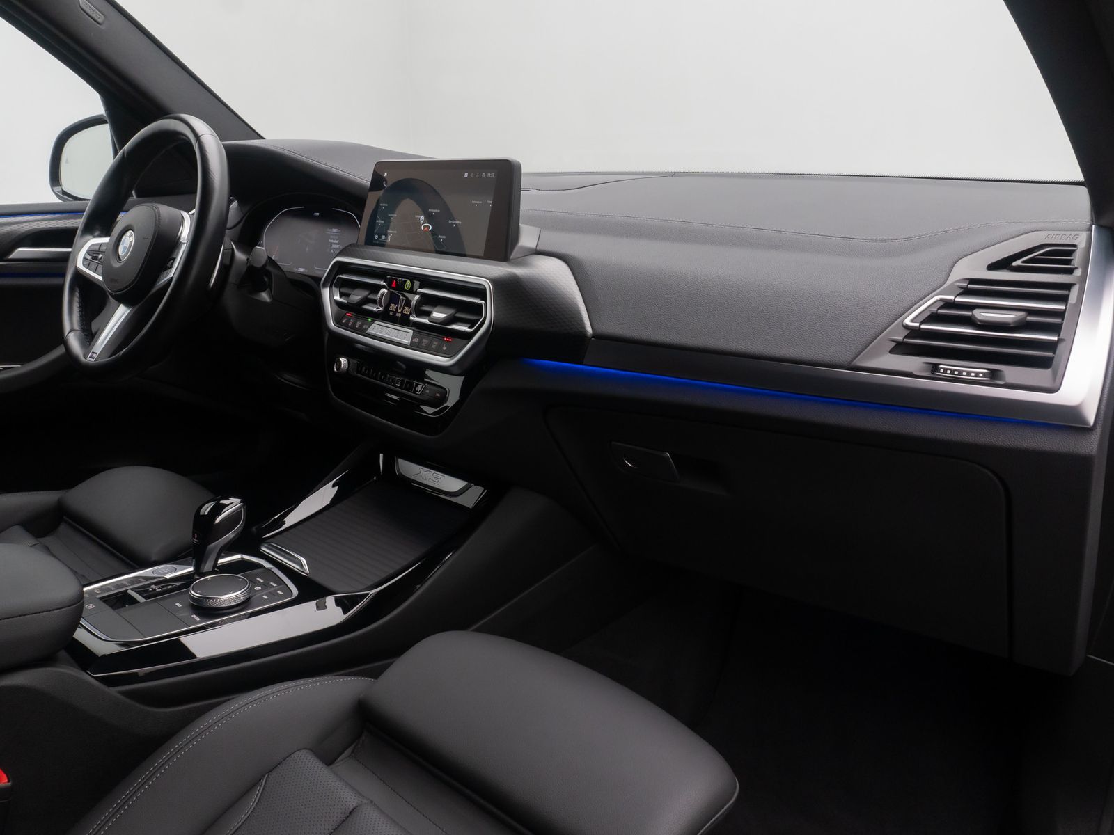 Fahrzeugabbildung BMW X3 xD20d M Sport AHK Alarm Kamera DAB Laser 19"