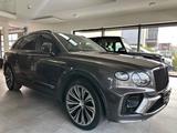 Bentley Bentayga First Edition Panorama Naim Nachtsicht - Bentley mit Hybrid-Antrieb: Geländewagen, Automatik