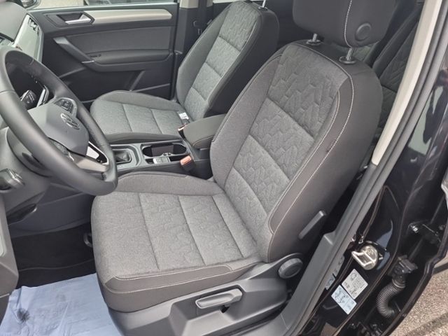 Fahrzeugabbildung Volkswagen Touran 2,0 TDI DSG MOVE 7-SITZER NAVI KAMERA SHZ